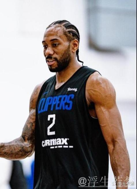 伦纳德单骑劈扣霸气十足 默里强势回应暴扣对飙 伦纳德单骑劈扣霸气十足 默里强势回应暴扣对飙